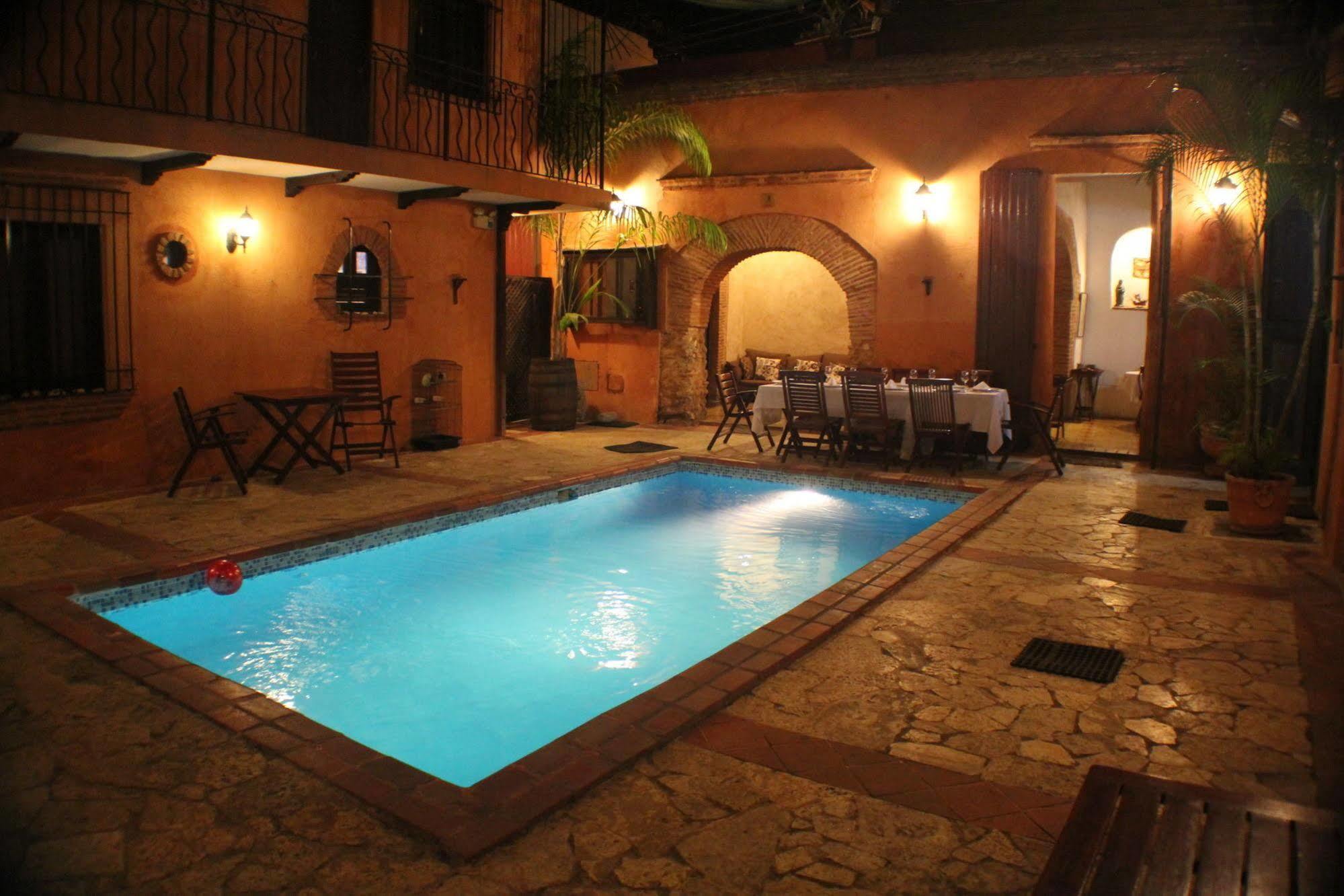Dona Elvira Boutique Hotel Santo Domingo Luaran gambar